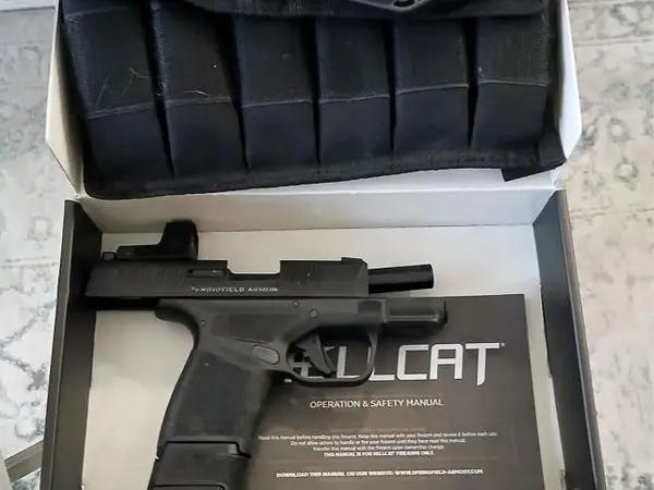 Springfield Armory Hellcat OSP 9mm + RomeoZero & Extras