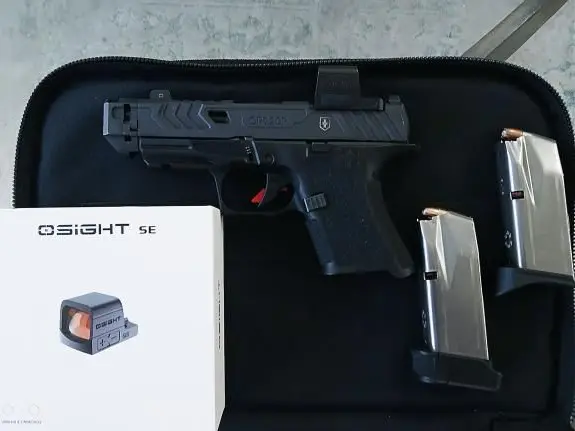 Shadow Systems CR920P War Poet 9mm + Olight Osight SE