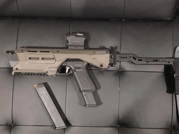 Gen 5 glock 17, frt, meta tactical chassis