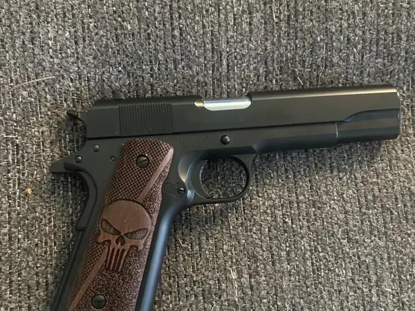 Tisas 1911A1 service