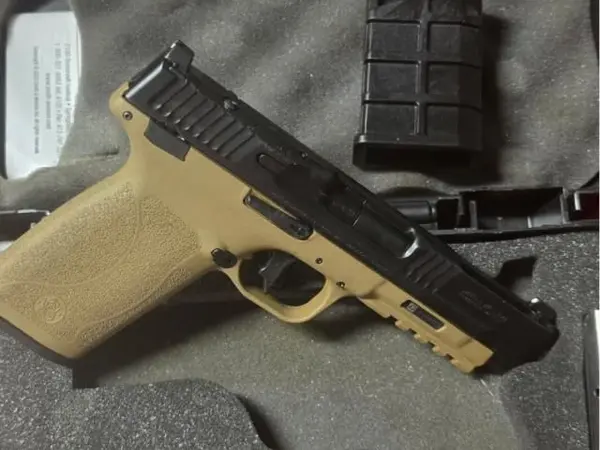 Smith and Wesson MP 5.7x28