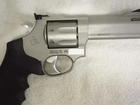 Taurus Tracker 7-shot, .357 Magnum & Ammo