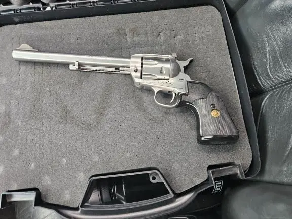 Virginia Dragoon .44 mag