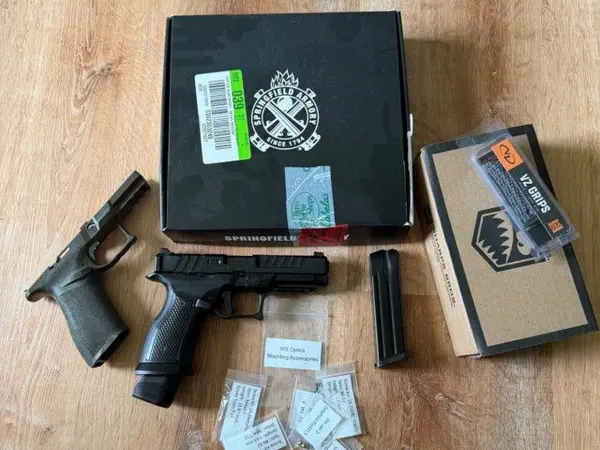 Springfield Echelon FS w/ Sharp Bros Grip Module