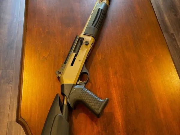 Benelli M4 EXT Semi-Auto Shotgun - FDE Cerakote