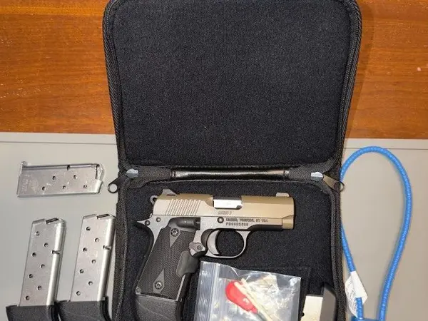 Kimber Micro 9 Desert Tan FDE - Crimson Trace Red Laser, 5 Mags, Case