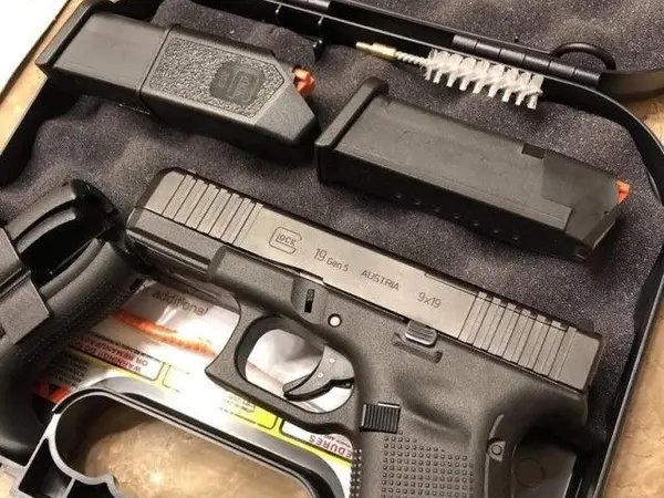 Brand new Glock 19 Gen 5 MOS