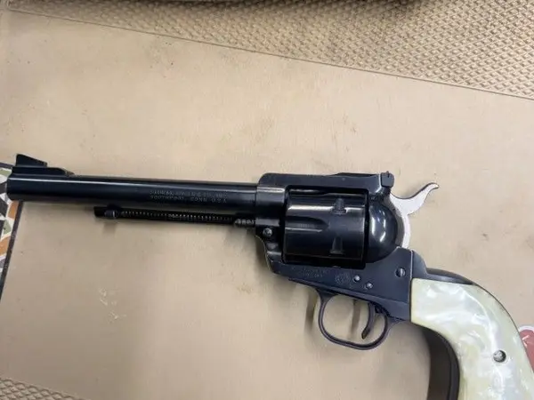 1967 3 screw- Ruger Blackhawk 357 mag