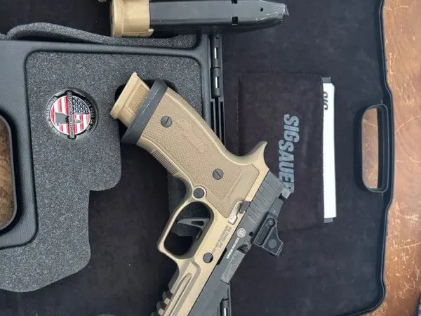Sig AXG combat sig custom works 9mm