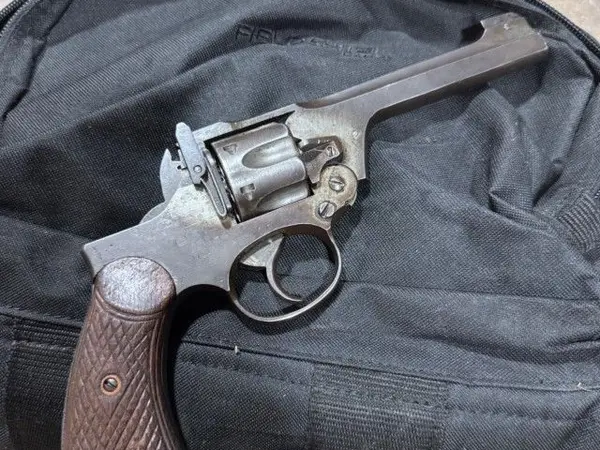 Webley revolver 38 s&w