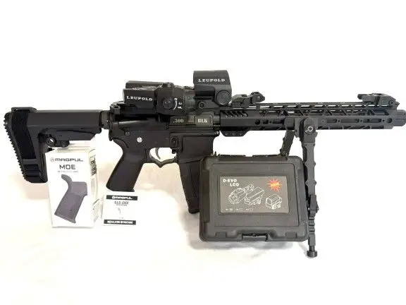 AR-15 .300 Blackout 10.5” Pistol w/ Leupold optic set