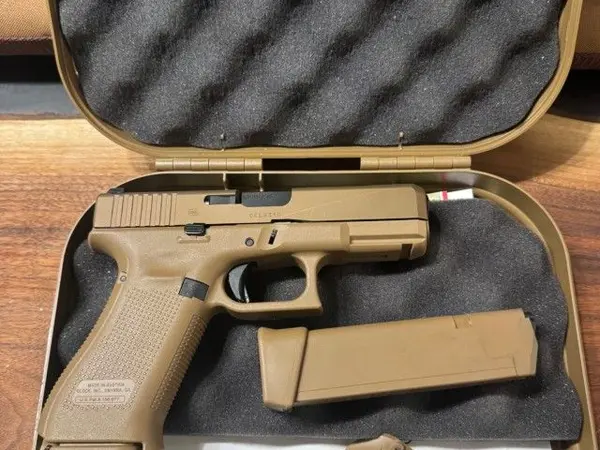 Pending sale* Glock 19x
