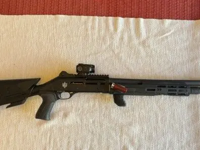 MAC 1014 Shotgun with many additional features