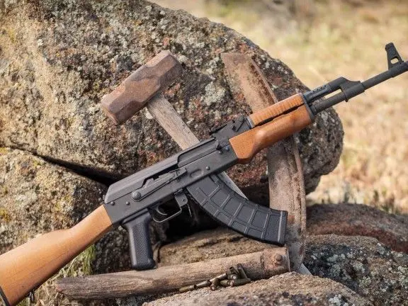 AK47 Less than 200 rounds shot tru, runs flawless