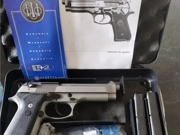 Beretta 92fs inox stainless steel