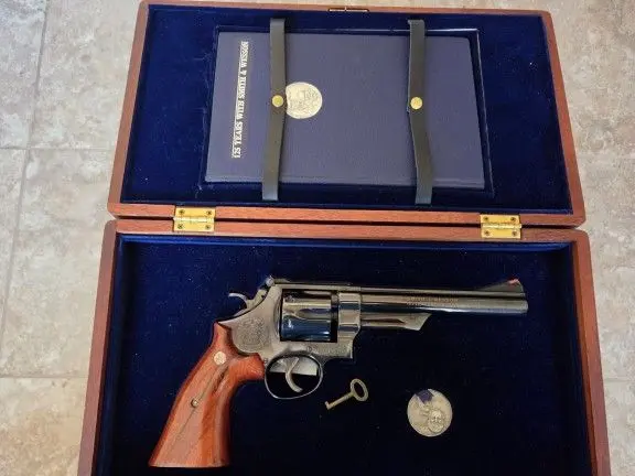 SMITH & WESSON 125th COMMEMORATIVE