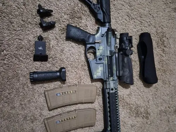 DANIEL DEFENSE CROCODILE RATTLECAN KIMITED EDITION RIFLE BUNDLE