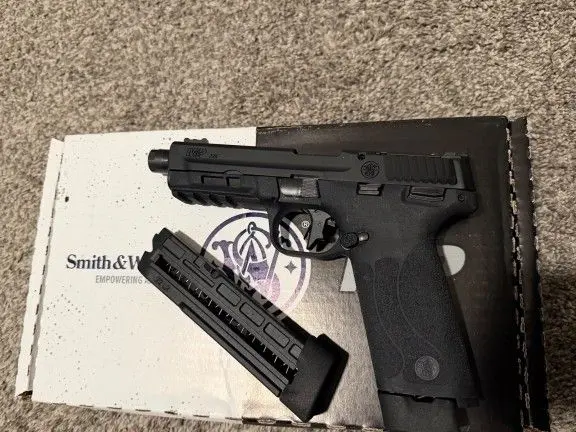 S&W M&P 22X