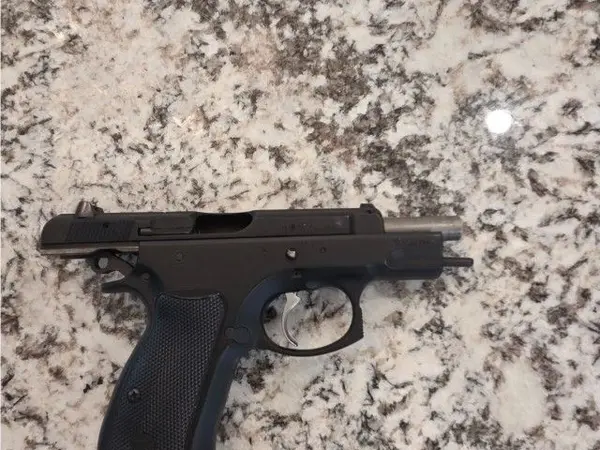 CZ75 Compact
