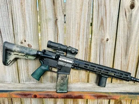 PSA Sabre 556 rifle Sig Romeo 5 Holosun magnifier