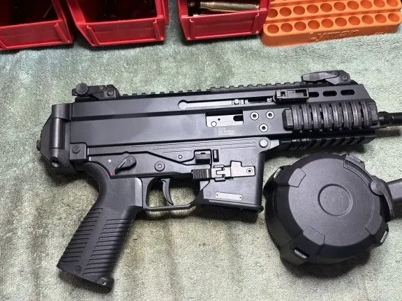 B&T APC9 Pro (Glock Lower) – New/Unfired – w/ 50rd Drum – $2,200