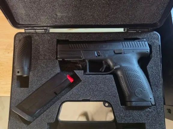 CZ P10C