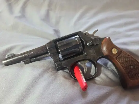S&W model 10-7