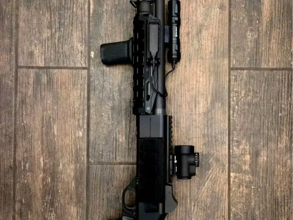 Benelli M4