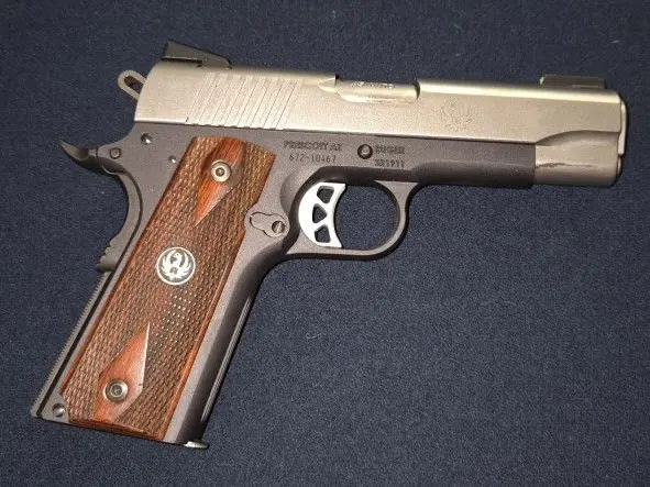 Ruger SR1911 Commander 45ACP