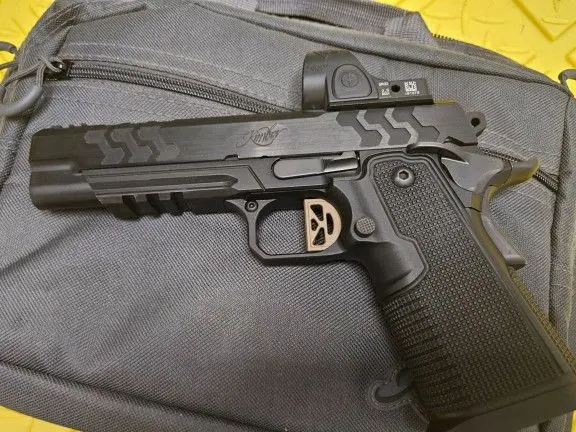 Kimber 2K11 Target Black