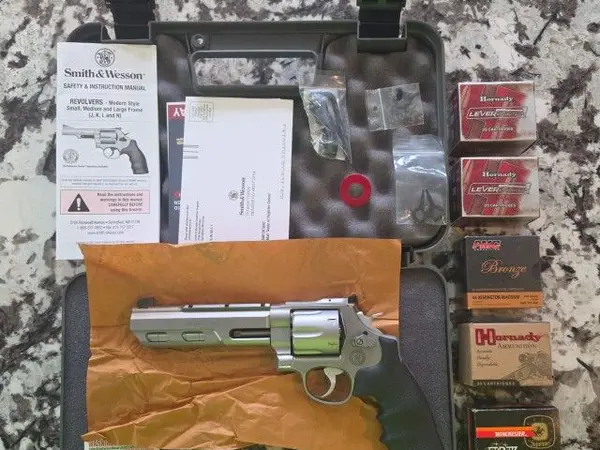 S&W - Performance Center 629 Competitor 6rd/6" .44 Mag