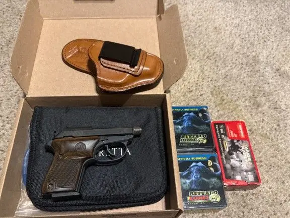 Beretta 3032 Tomcat Auto Covert