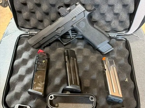 Sig P320 X FULL with Sig ROMEO1PRO