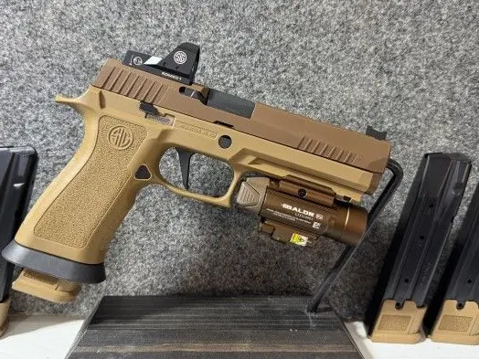Sig Sauer P320 X-Five Coyote ( like new )
