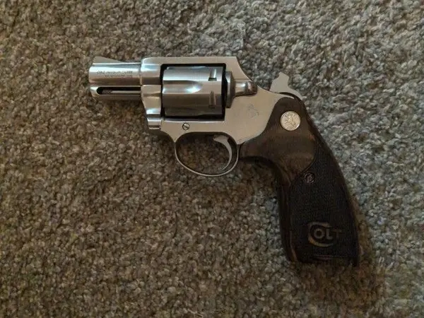 Colt Magnum carry 357Mag.