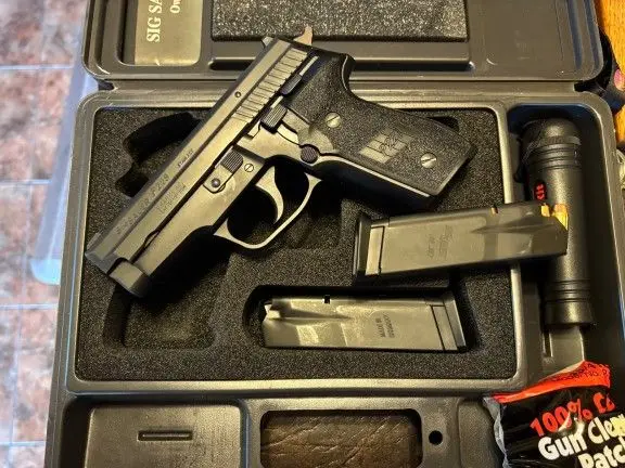 Sig Sauer P229
