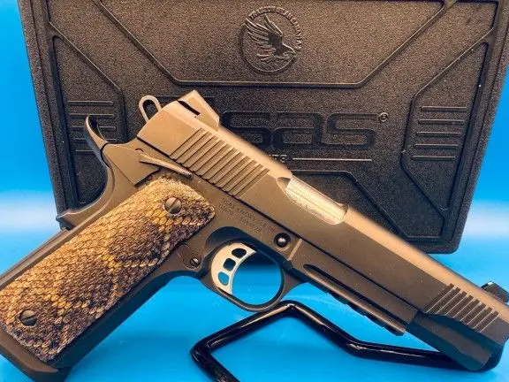 TISAS 1911 45 ACP 8+1 SNAKESKIN GRIPS