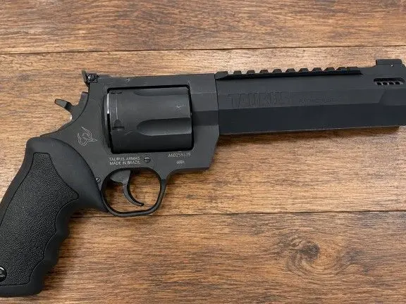Taurus Raging Hunter 460/454/45LC