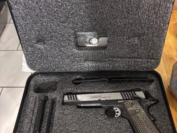 Taurus PT1911 Dual Tone