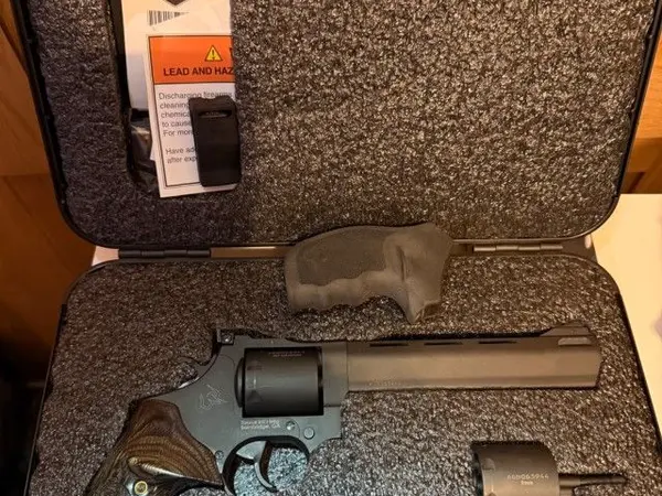 Taurus 692 .357/9mm 7 shot