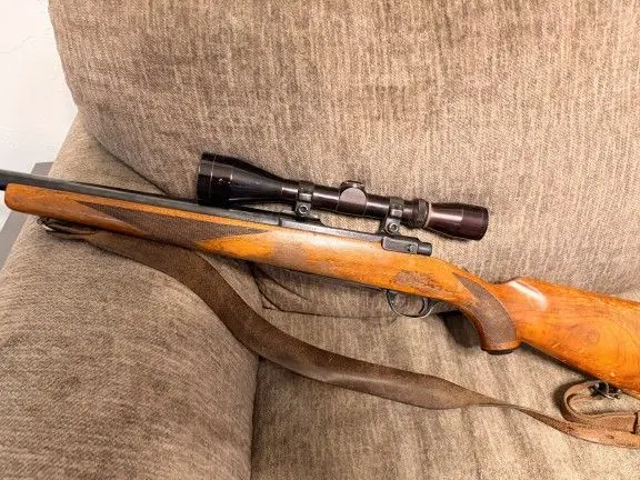 1978 Ruger M77 .220 swift
