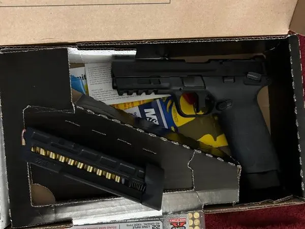 LNIB smith & Wesson 22x (22 lr)