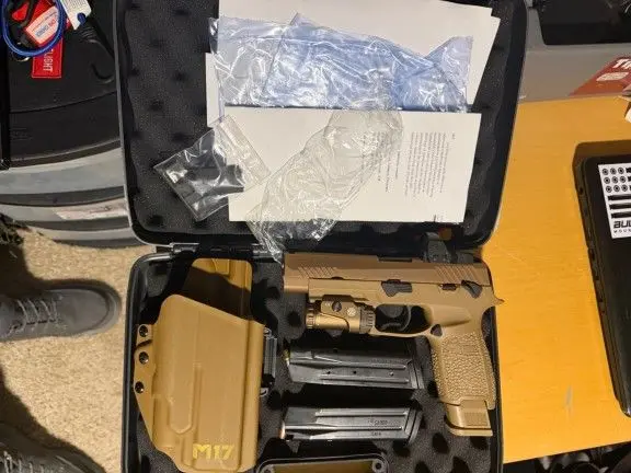 Sig m17 with extras