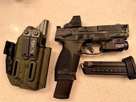 Smith & Wesson Carry Comp 2.0