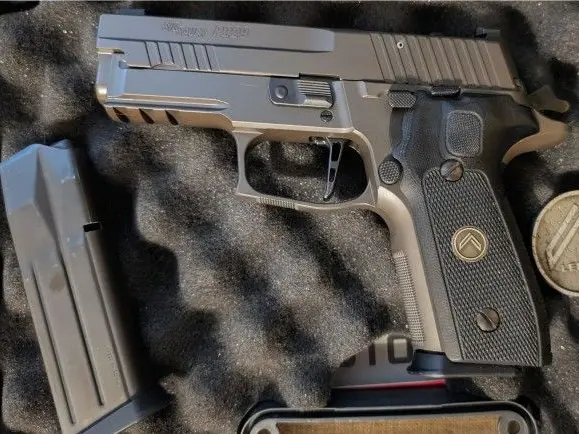 Sig P229 Legion