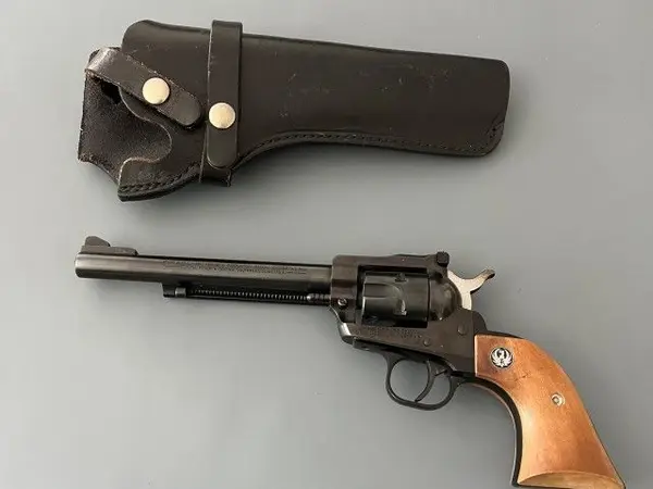 Revolver- Ruger Single Six .22 magnum