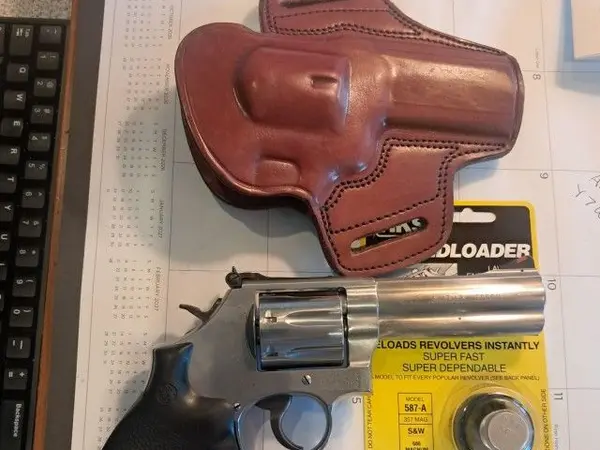 Smith & Wesson 686+ 7 shot