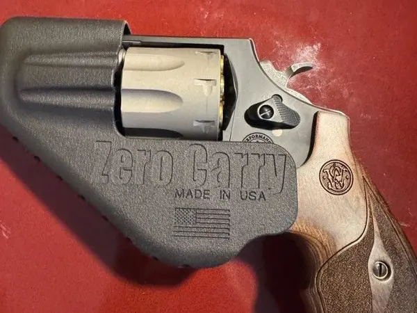 Smith and Wesson 327 pc