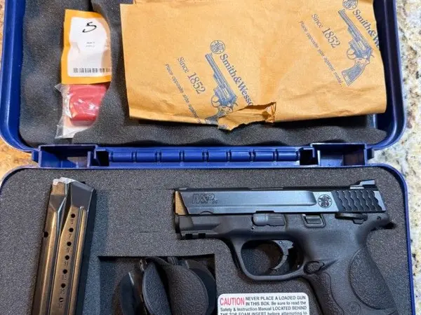 S&W M&P9C 9mm