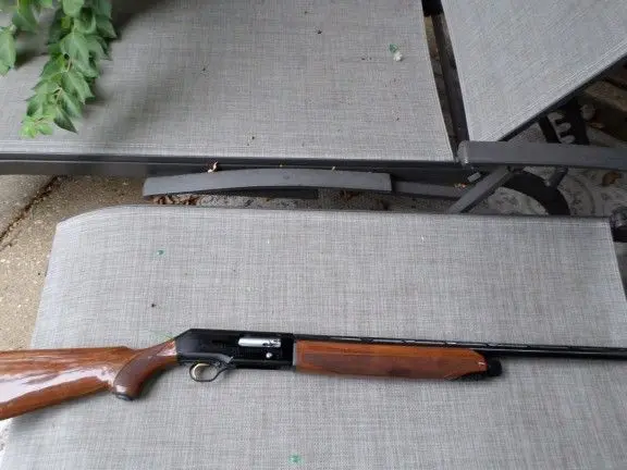 Beretta AL390 Silver Mallard 12 GA Shotgun 2 3/4 and 3 inch loads